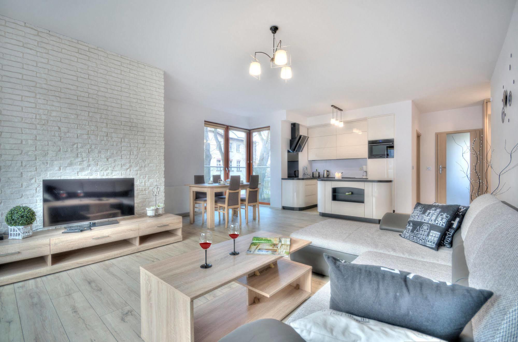 Dom & House - Apartments Sopot Kamienny Potok מראה חיצוני תמונה