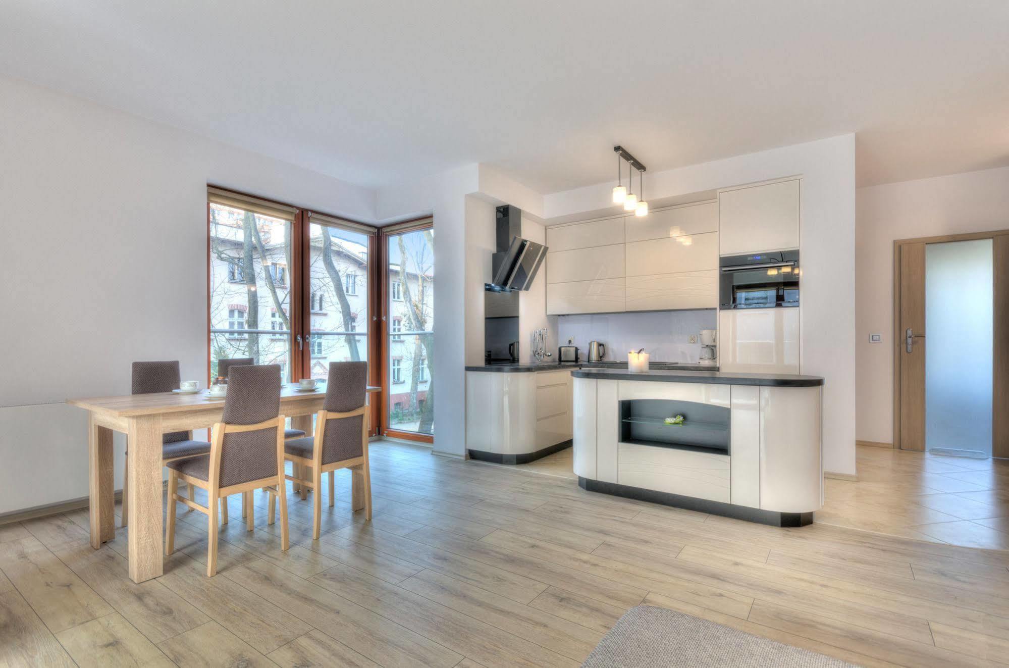 Dom & House - Apartments Sopot Kamienny Potok מראה חיצוני תמונה
